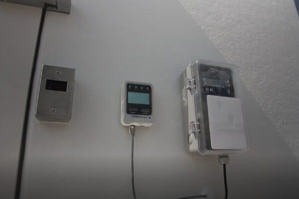 Temperature control inside a PKI unit