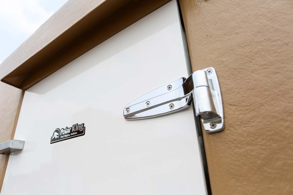 walk-in cooler door and hinges